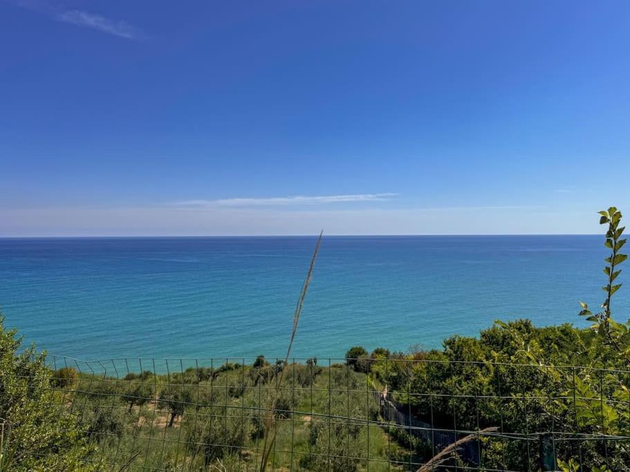 Casa Costanzo - Paradiso Frontemare Ai Ripari Di Giobbe オルトーナ エクステリア 写真